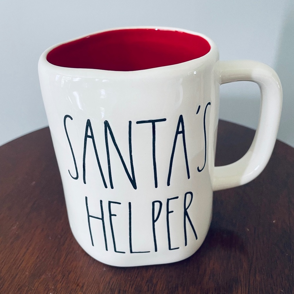 Rae Dunn "SANTA'S HELPER" Christmas mug, Rae Dunn Christmas Mug, Rae Dunn Mug
